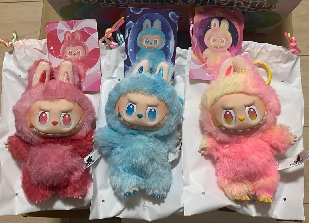 THE MONSTERS Big into Energy シリーズ ぬいぐるみ