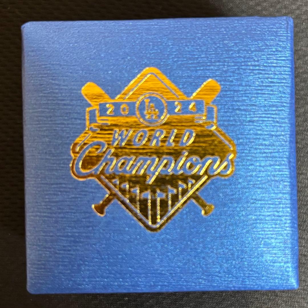 ⭐️期間限定価格⭐️大谷翔平 チャンピオンリング&ワールドチャンピオンミニトロフィー