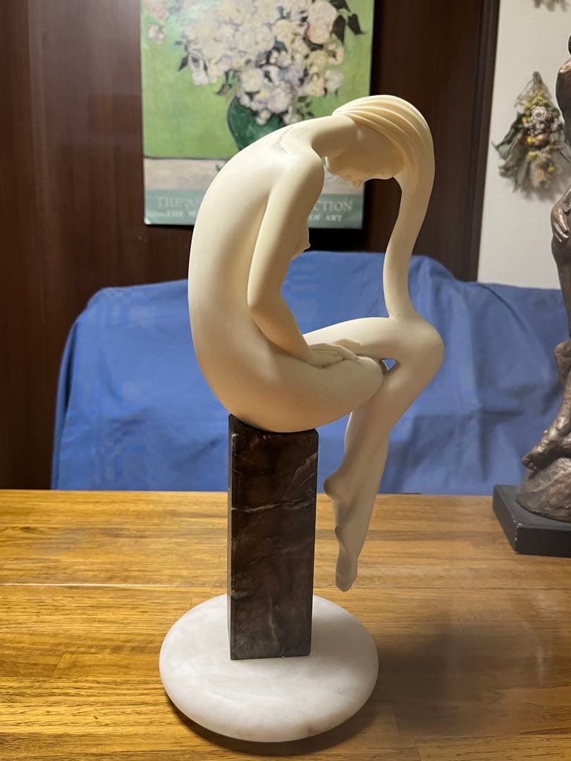 「Toros of a Nude」 アレクサンダー　ダネル作　オースティンプロ