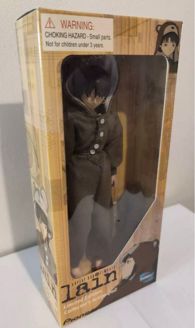 serial experiments lain フィギュア　部屋着ver