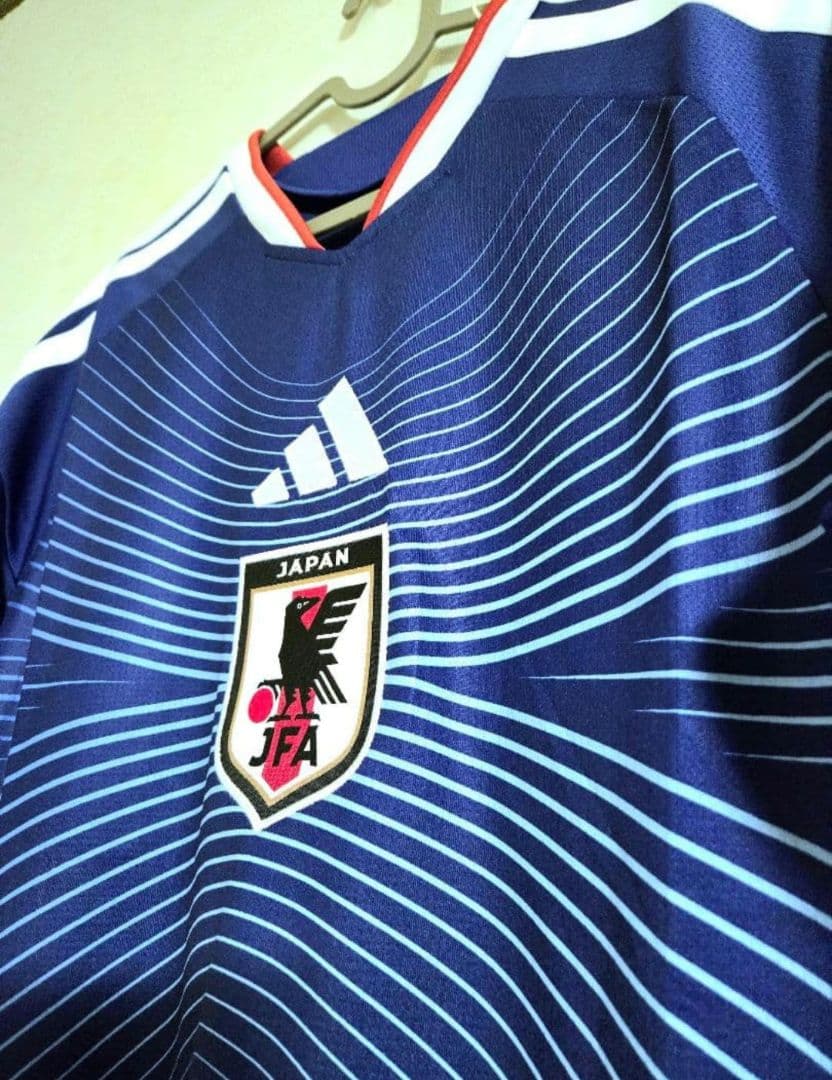 アディダス 日本代表 サッカーシャツ レプリカ　Lサイズ　2026