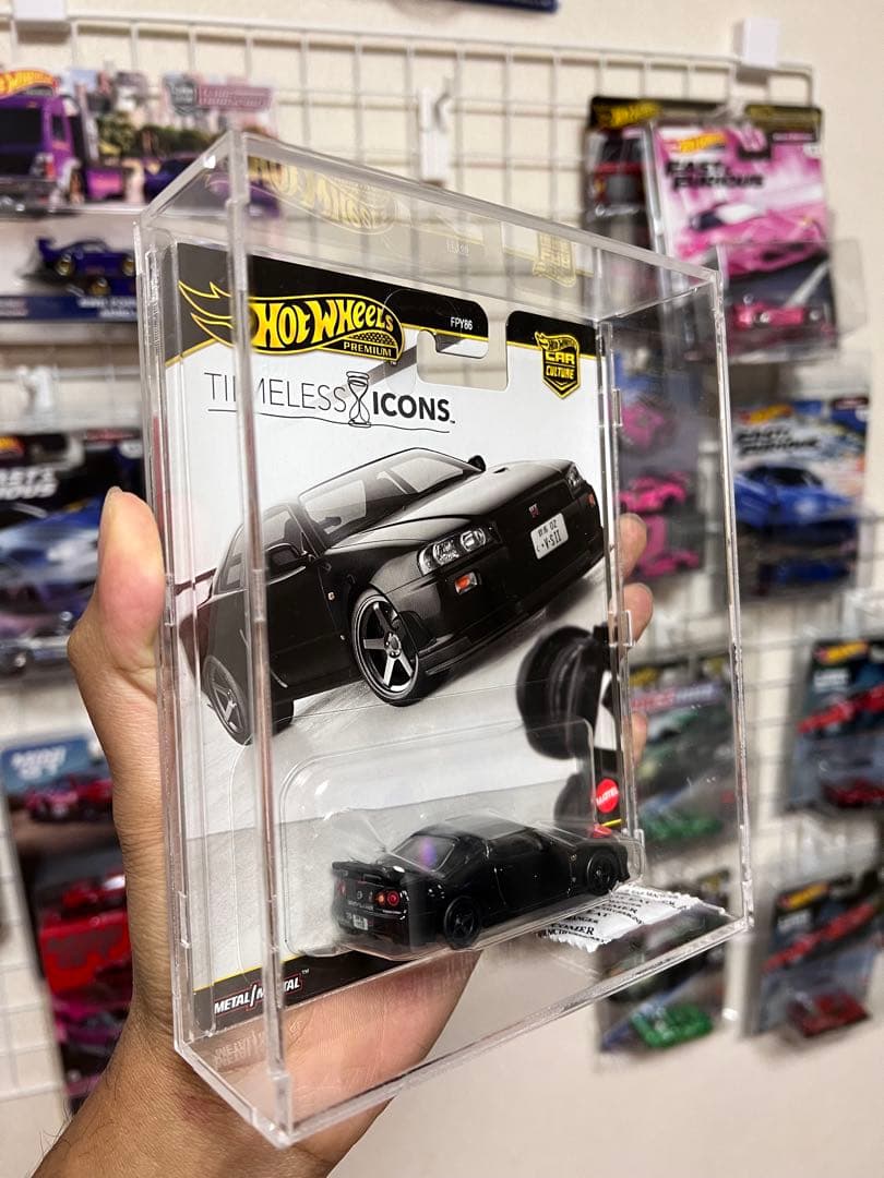 ホットウィール 　チェイス　スカイライン　GT-R V-SPECⅡ BNR34