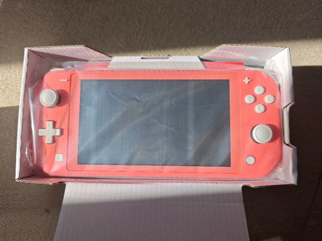 Nintendo Switch Lite コーラル ニンテンドースイッチライト