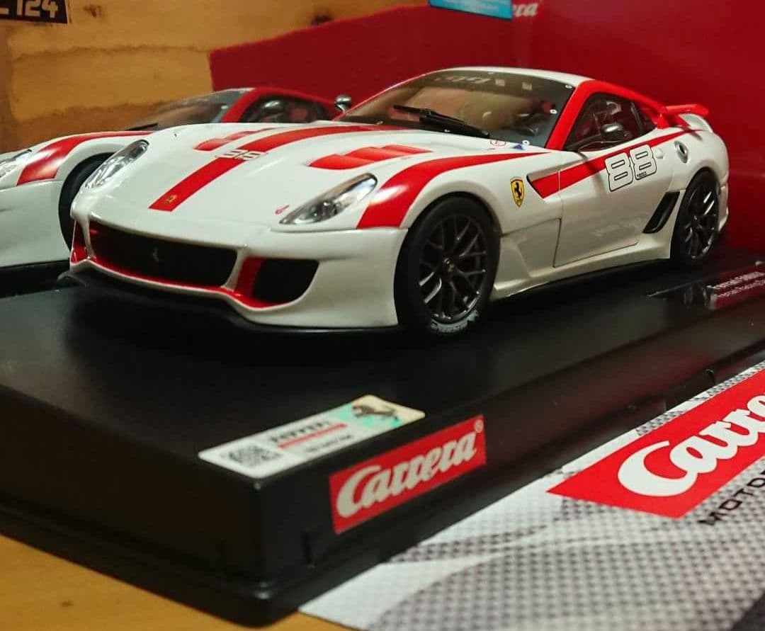 カレラ デジタル124スロットカー 1/24 Ferrariフェラーリ599XX