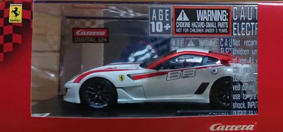 カレラ デジタル124スロットカー 1/24 Ferrariフェラーリ599XX