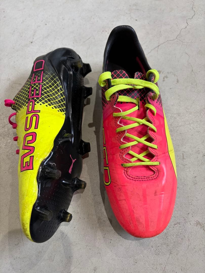 PUMA EVOSPEED イエロー/ピンク スパイク