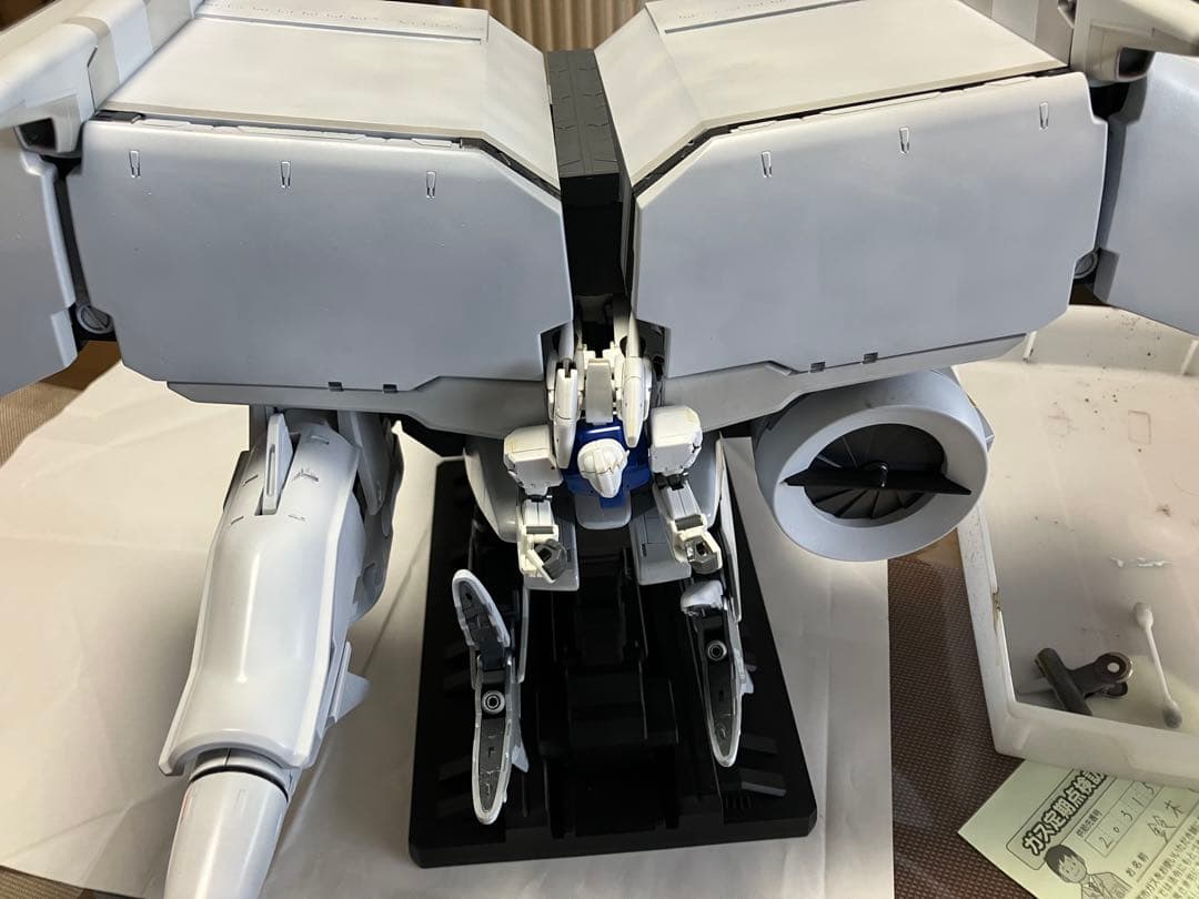 週末限定価格　HG 1/144ガンダムデンドロビウム　完成品