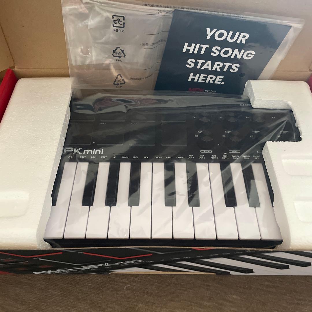 ⭐️AKAI MPK mini MIDIコントローラー⭐️