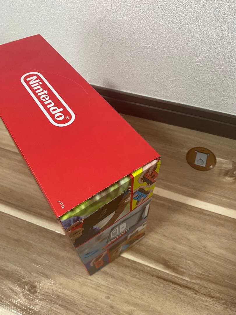 【新品未開封】Nintendo Switch 本体　青/赤