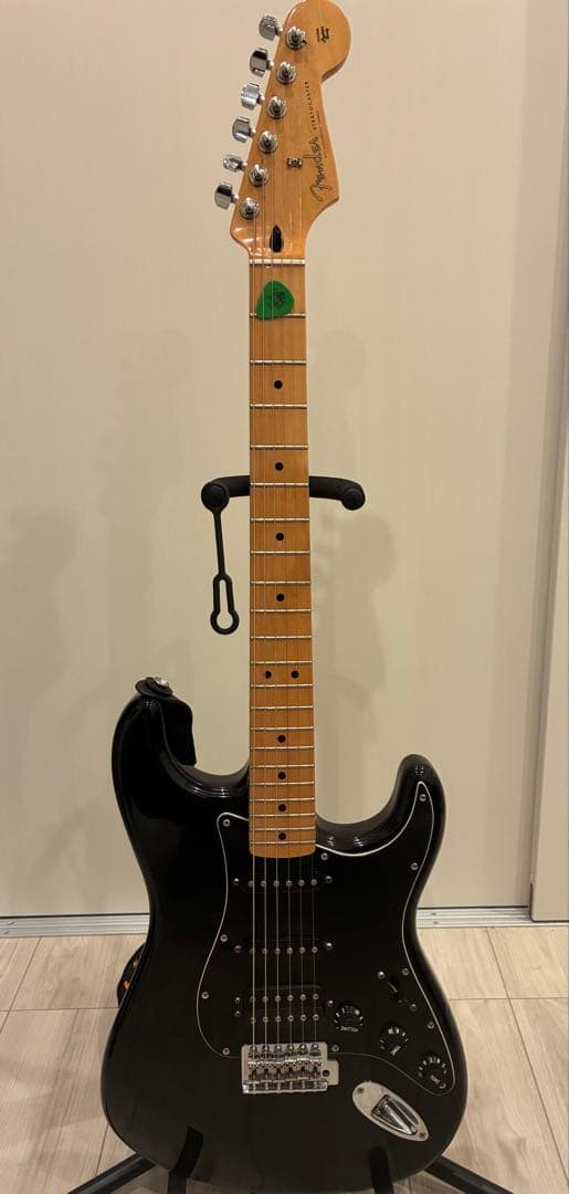 Fender Stratocaster HSS ストラト