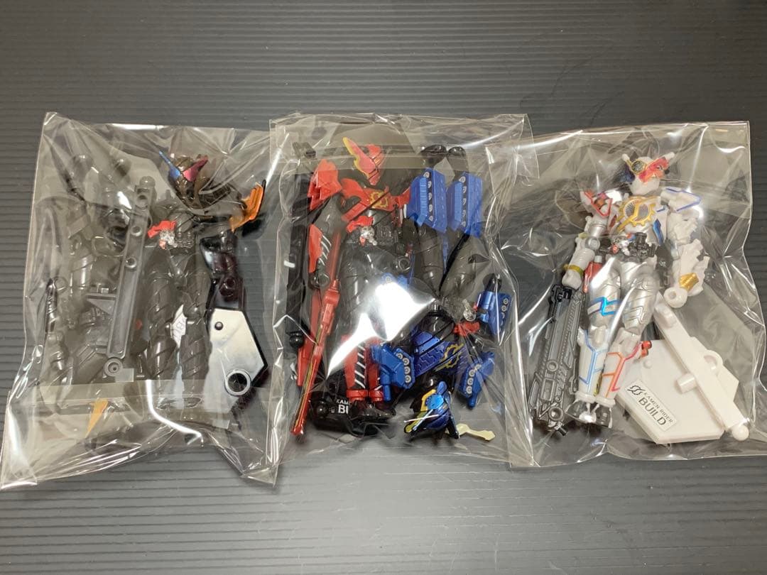 仮面ライダービルド 創動 40体+αセット(組立済ジャンク品)