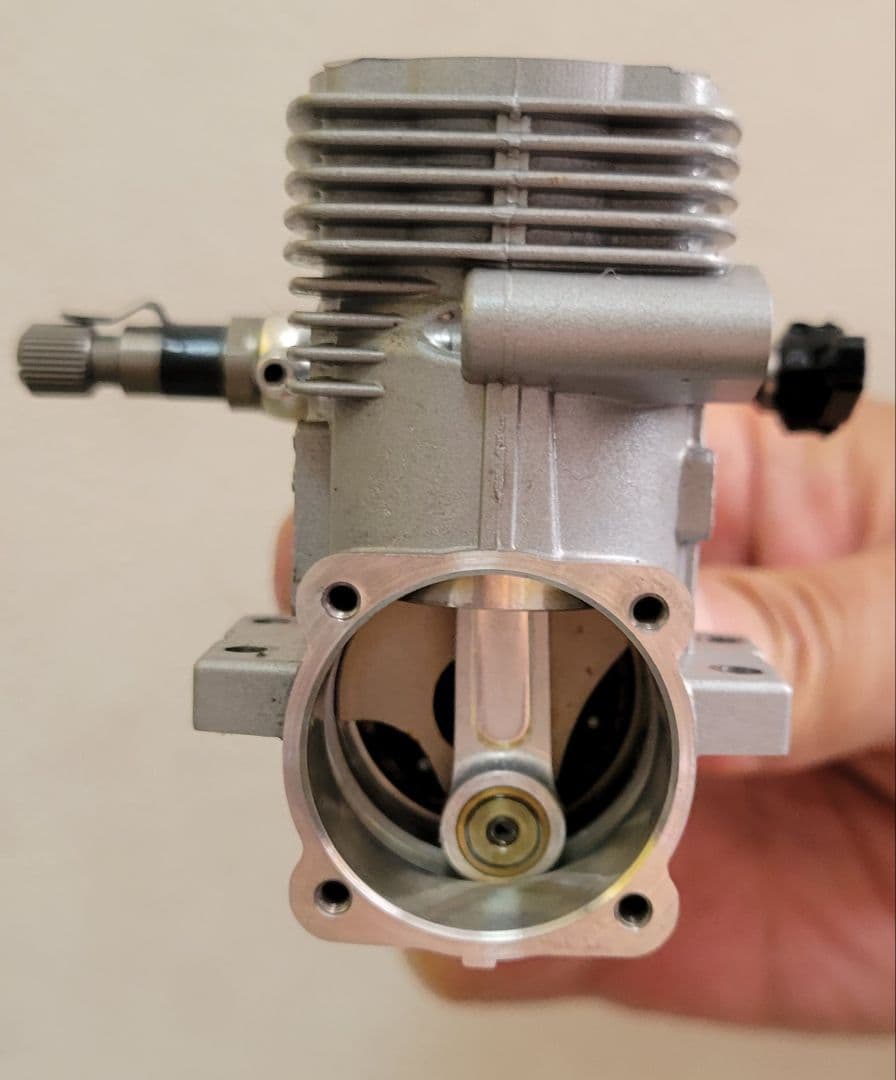 使用済み　O.S. ENGINE 37SZ-H 2ストロークエンジン