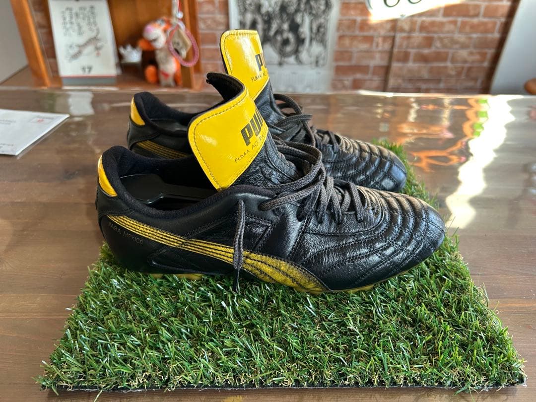 PUMA サッカーシューズ ブラック/イエロー
