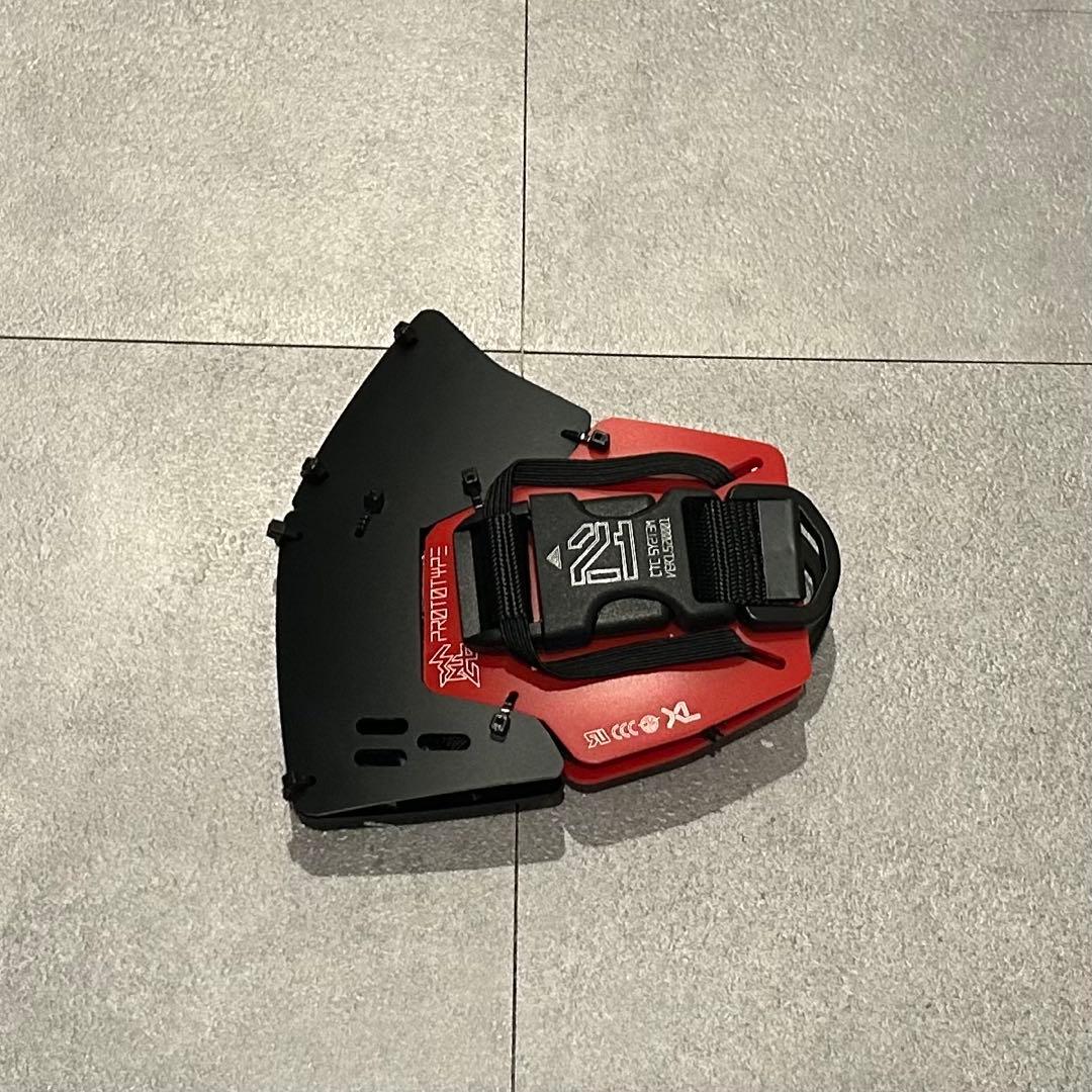 【中央町戦術工芸】装甲マスクユニットmk21 black×red XLサイズ