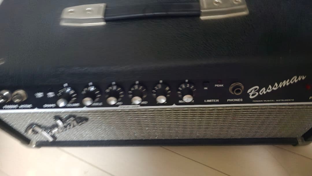 Fender Bassman ベース用ヘッドアンプ
