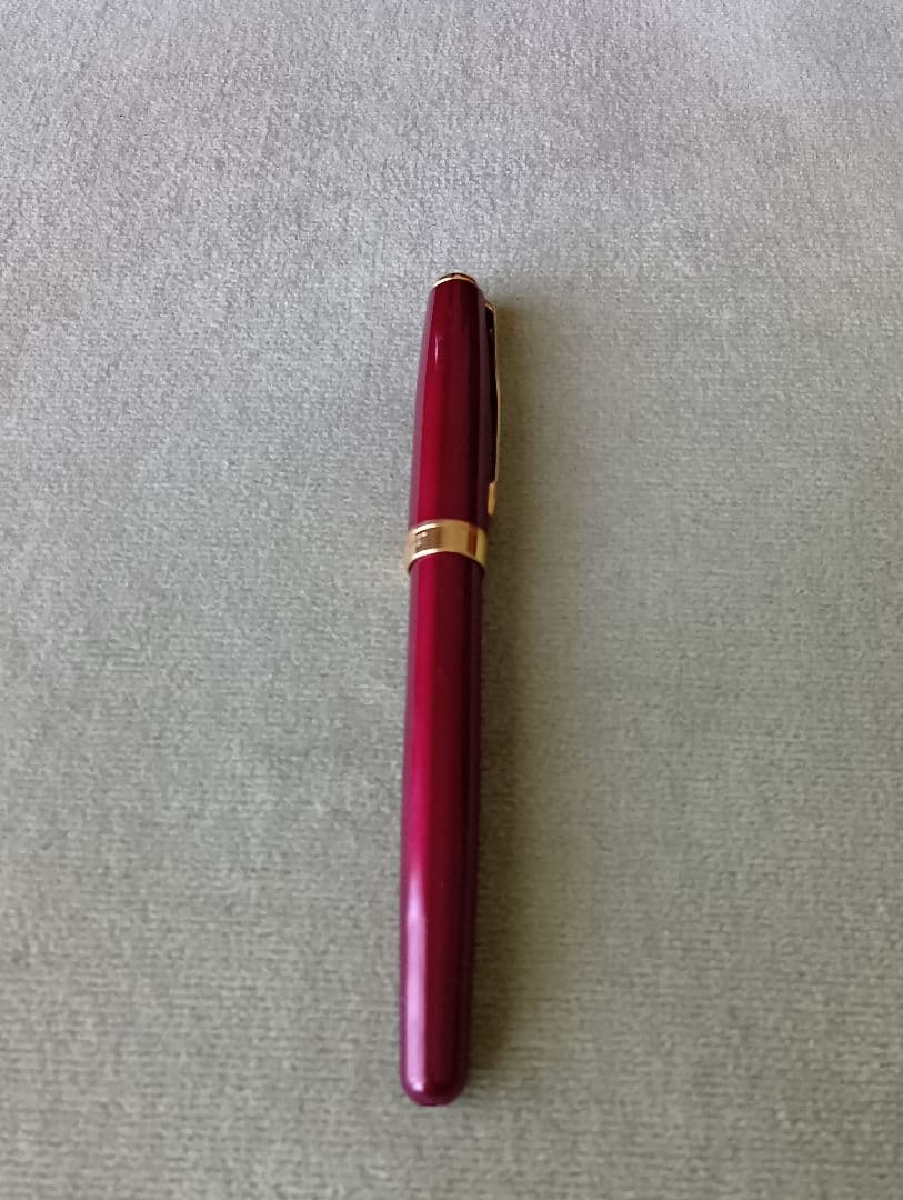 パーカー　SONNET　フランス　レッド 万年筆 ペン先18k