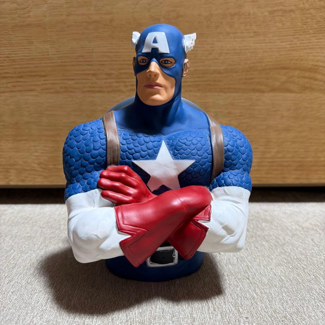 アメコミ　アベンジャーズ　フィギュア　貯金箱　3個セット