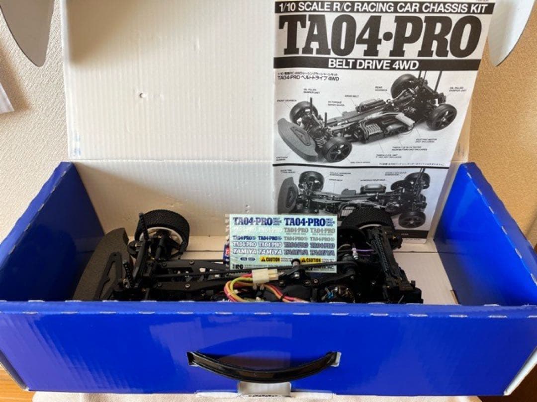 当時物 TA04-PRO ベルト駆動 4WD RCシャーシキット 未走行車