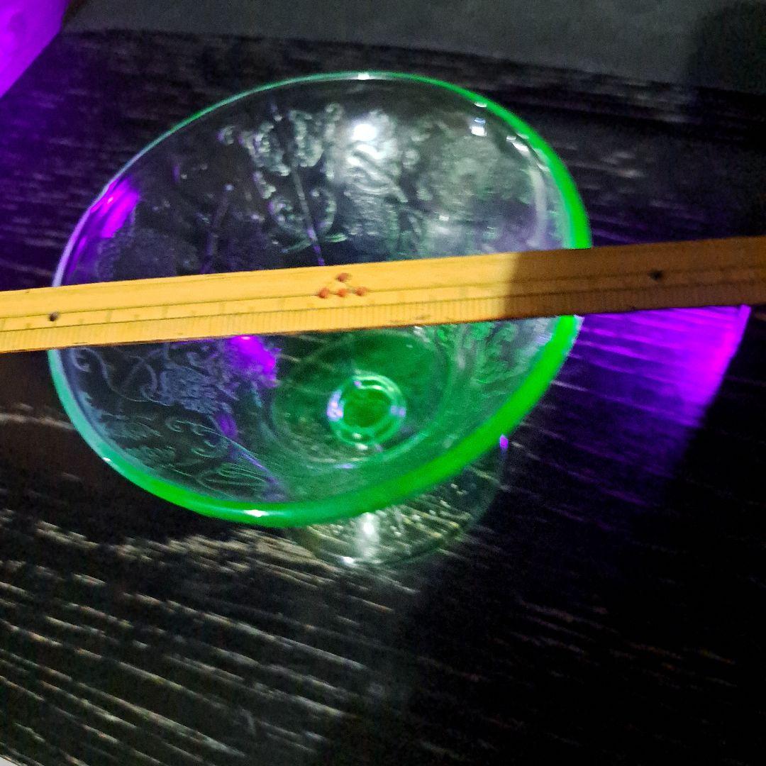 ウラン硝子　デプレツシヨングラス　ファイヤーキング社　1933年頃　プレス硝子