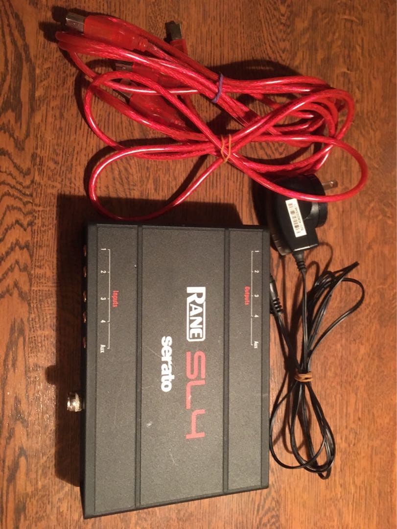 【美品】RANE SL4 Serato DJ (Control Vinyl付き)