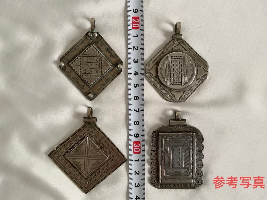 ☆ヴィンテージ！モロッコ「トゥアレグ族 銀細工」ペンダントヘッド/手彫り③