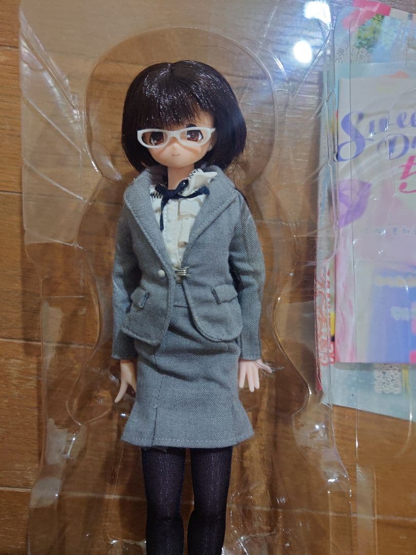 公*o様 PureNeemo みなみ先生 フィギュア えっくすきゅーとふぁみりー