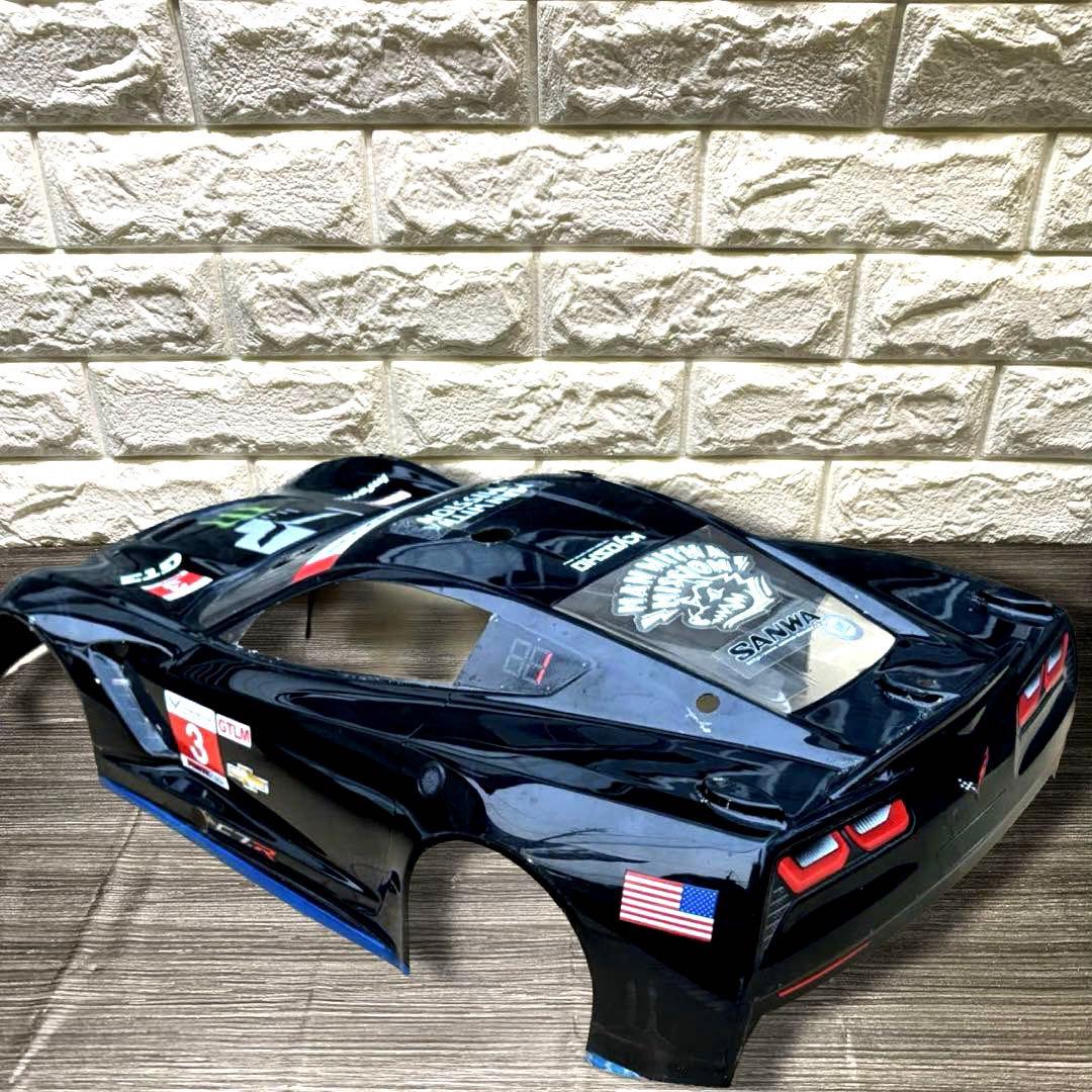 【1/8】シボレーコルベットC7-Rのボディ