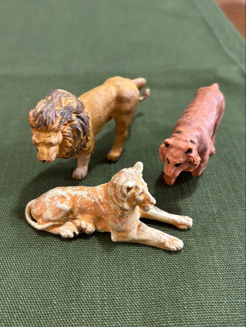 動物　フィギュア