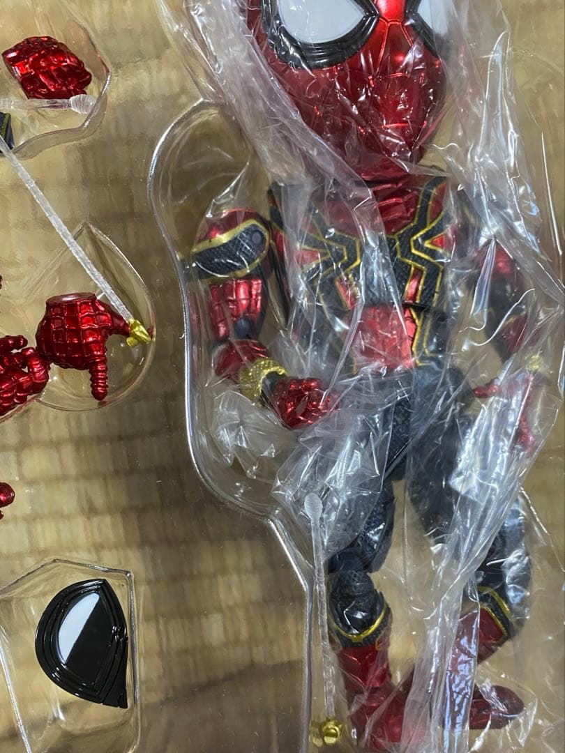 エッグアタック　インフィニティウォー　アイアンスパイダー　ドクターストレンジ