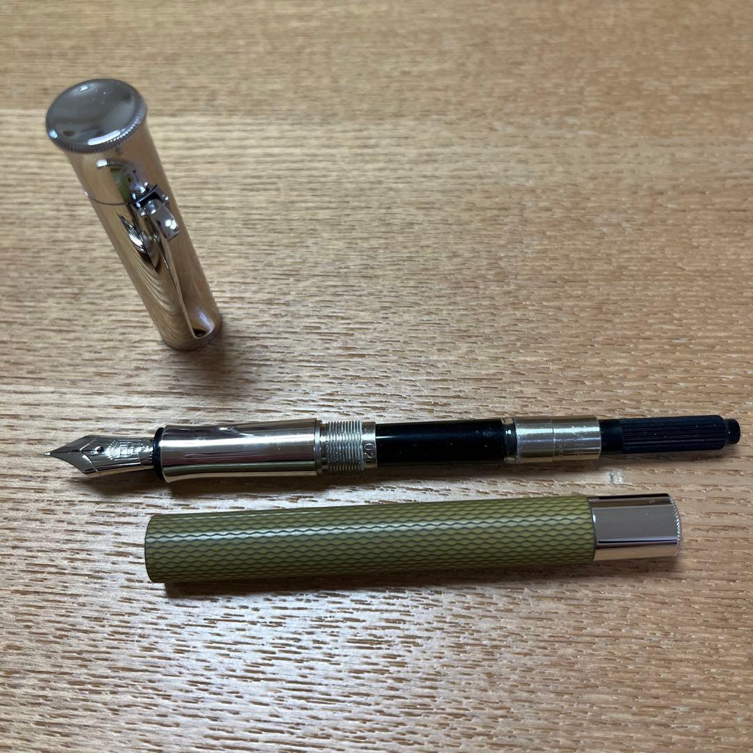 お値下げ！グラフフォンファーバーカステル 万年筆 ギロシェ