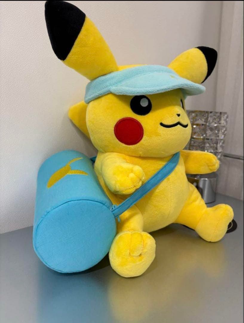 ピカチュウ　ぬいぐるみ　韓国限定