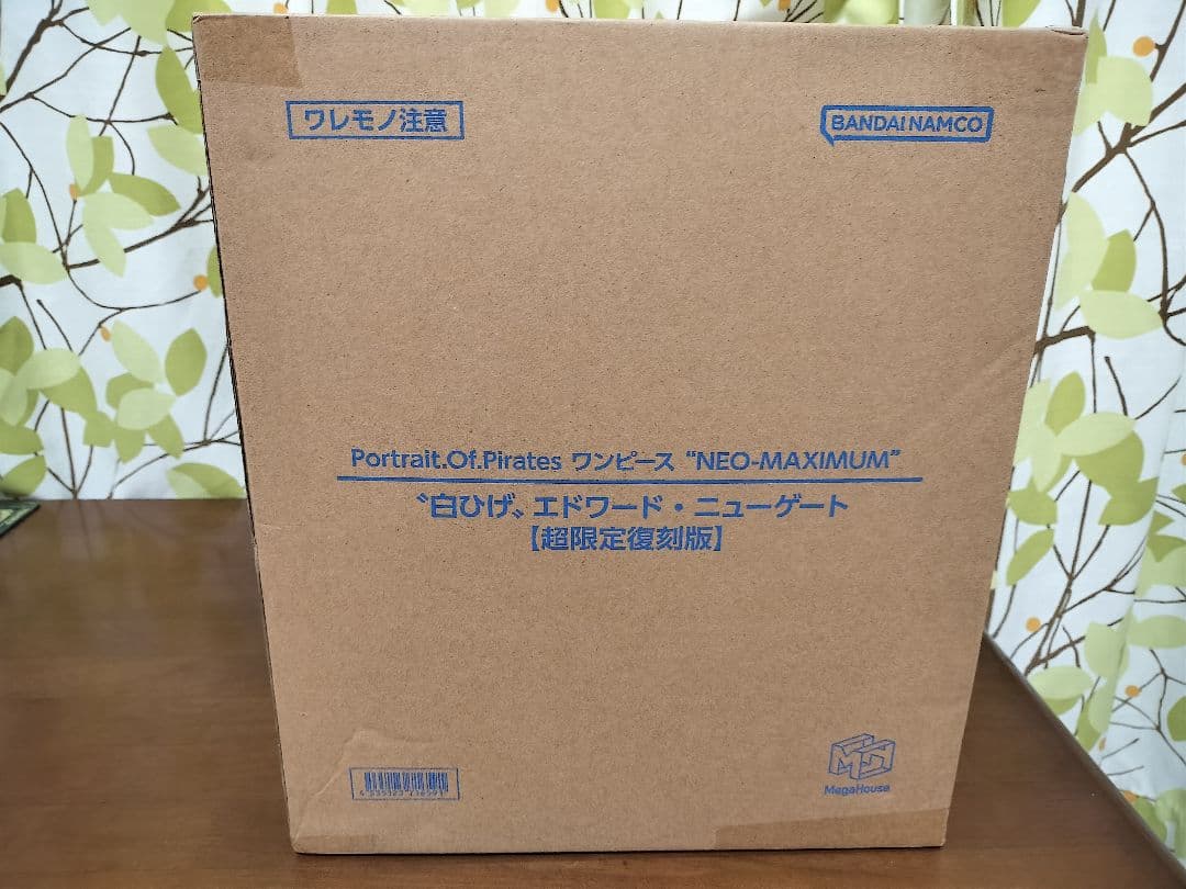 白ひげ　pop 新品未開封　国内正規品