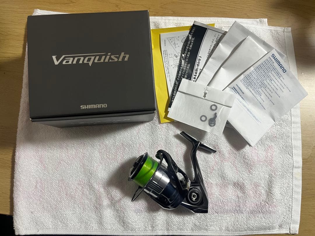 シマノ　23ヴァンキッシュ　2500S リブレ　ゴメクサス　メンテナス用品付き