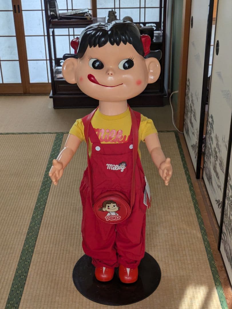 もんちゃん専用　ホッペ赤店頭ペコちゃん　等身大ペコちゃん　店頭用ペコちゃん