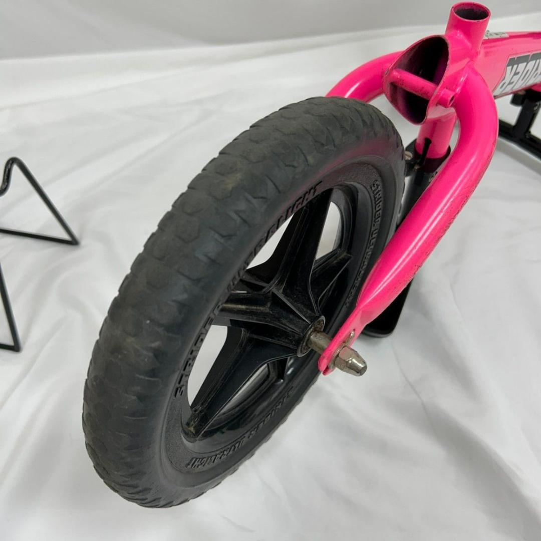 ストライダー 12インチ ピンク スタンド付き STRIDER キックバイク