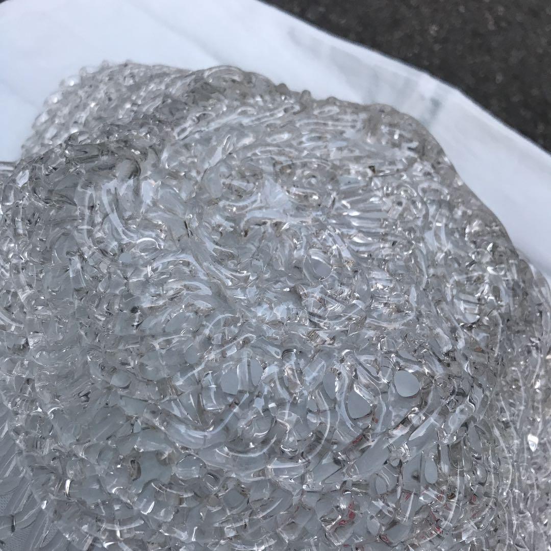 昭和レトロ　テーブルを彩る 大きな編み込みガラスのお皿です　アンティーク