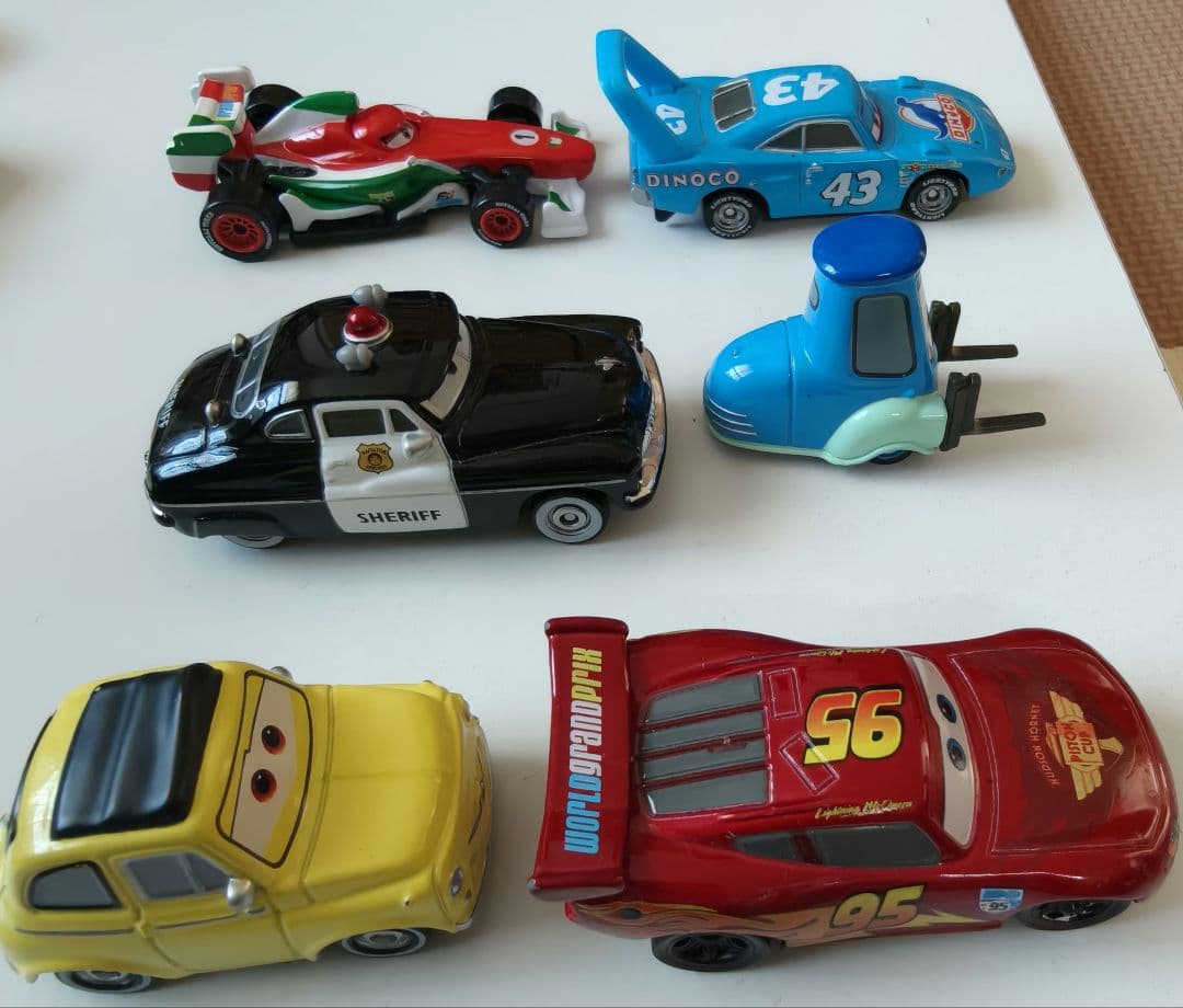 トミカ カーズ ミニカー 19台セット　まとめ売り