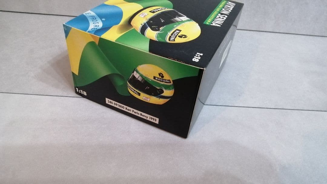 アイルトン・セナ カートモデル 1/18スケール