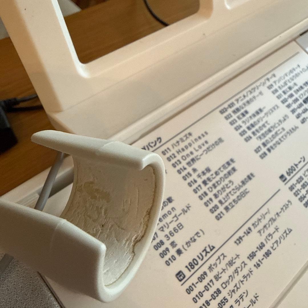 CASIO 電子ピアノ　LK-515 ヒカリナビゲーション　卓置き