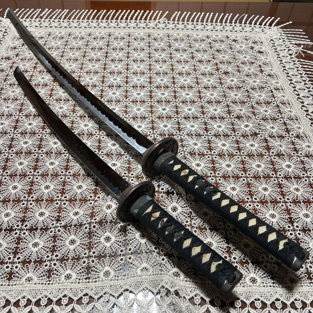 装飾刀　日本刀　武具　2本　飾り台付き　骨董品