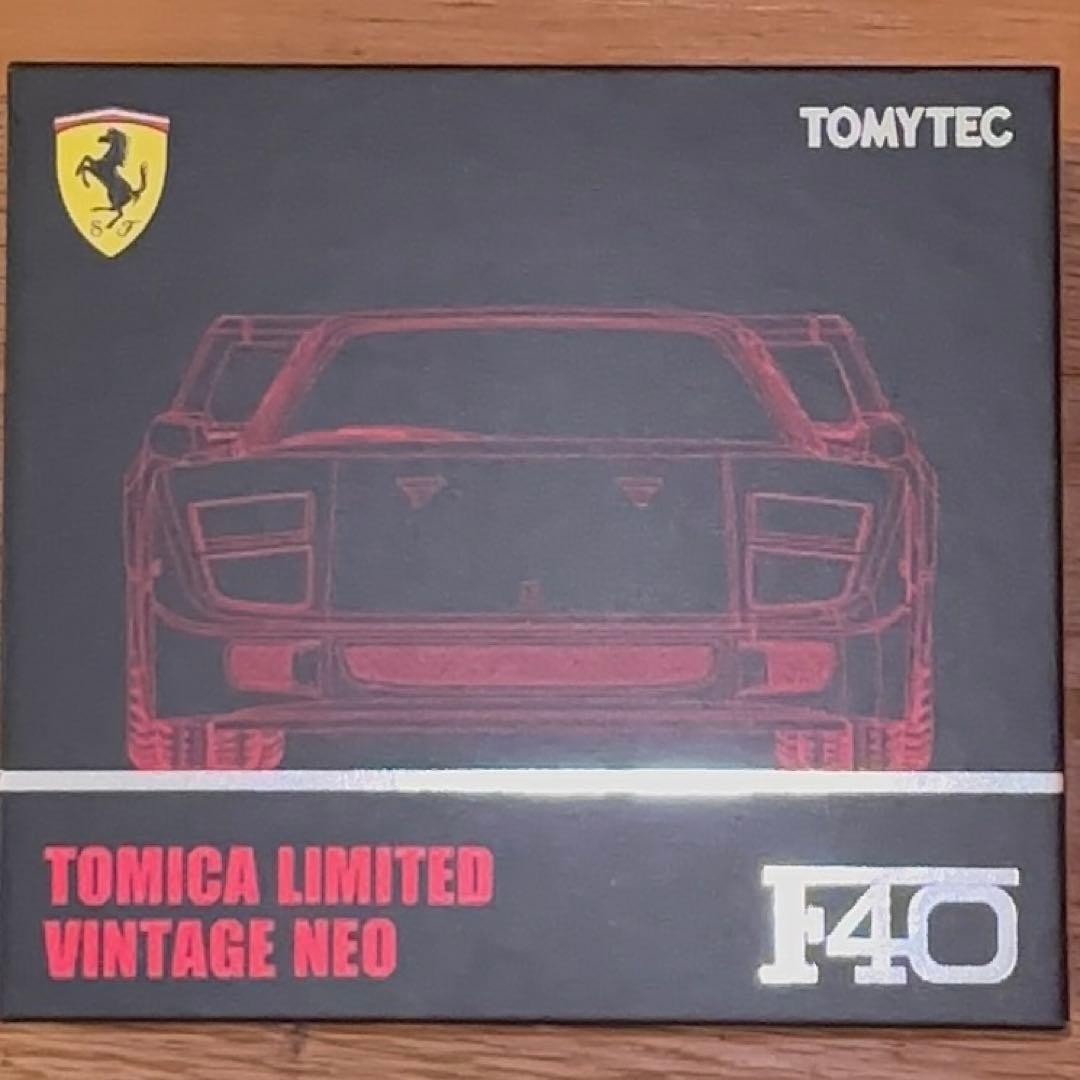 トミカ リミテッド ビンテージ ネオ フェラーリ F40 レッド