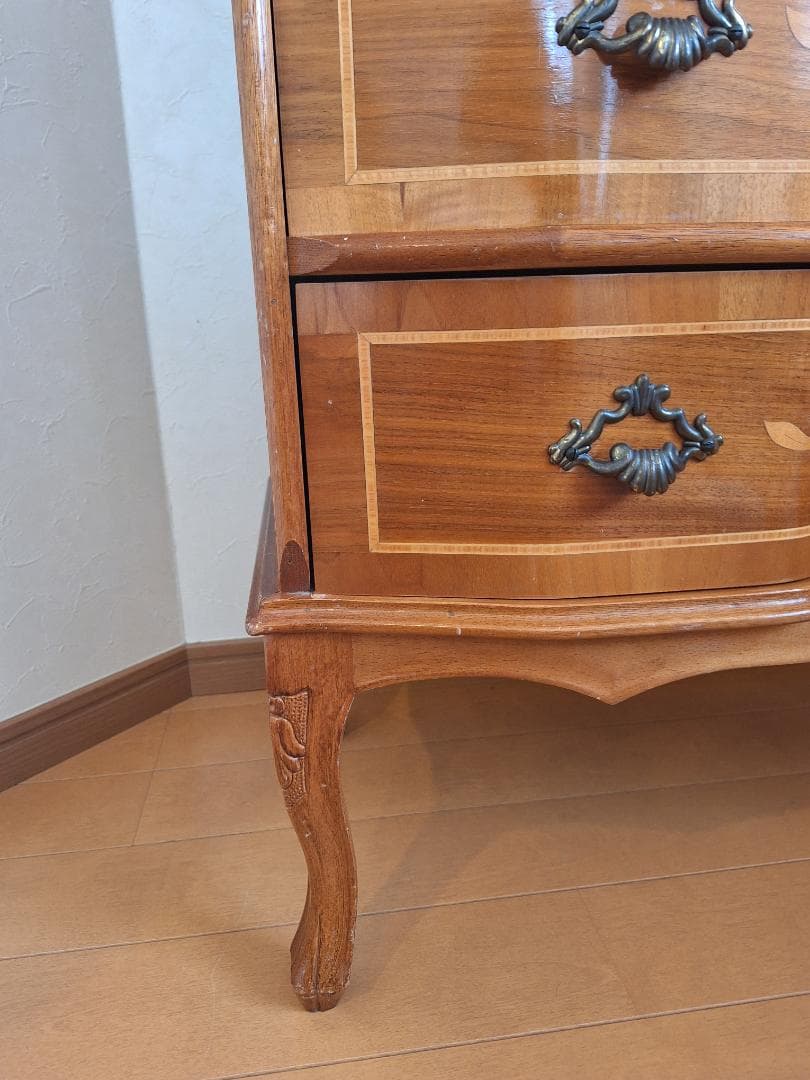 猫脚チェスト 四段タンス　象嵌チェスト　おしゃれインテリア　イタリアン家具