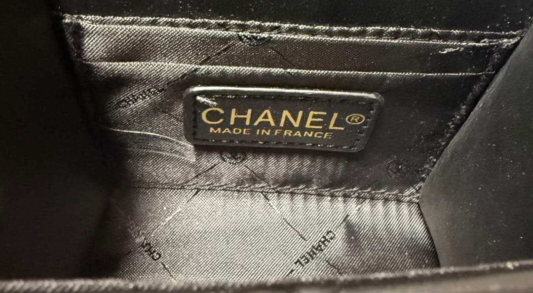 CHANEL ノベルティキルティングバッグ ブラック ミラー付き