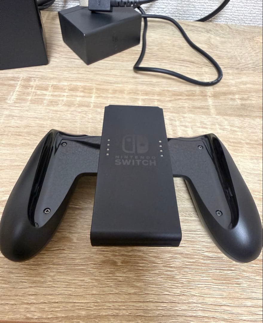 【箱無し：付属品完備】Nintendo Switch本体