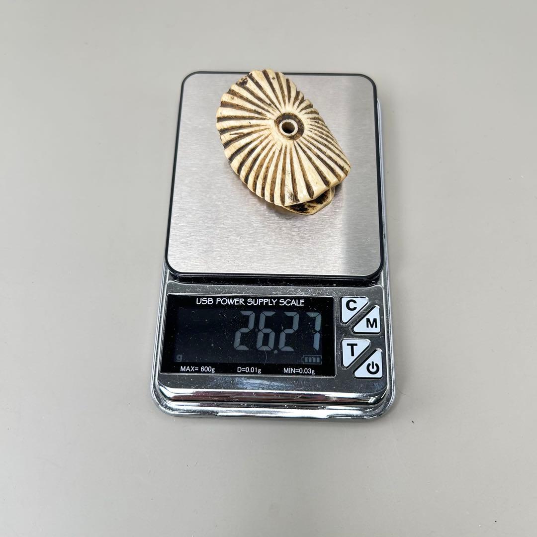 彫刻極上根付天然素材アンティーク骨董飾り物古美術置物細密細工