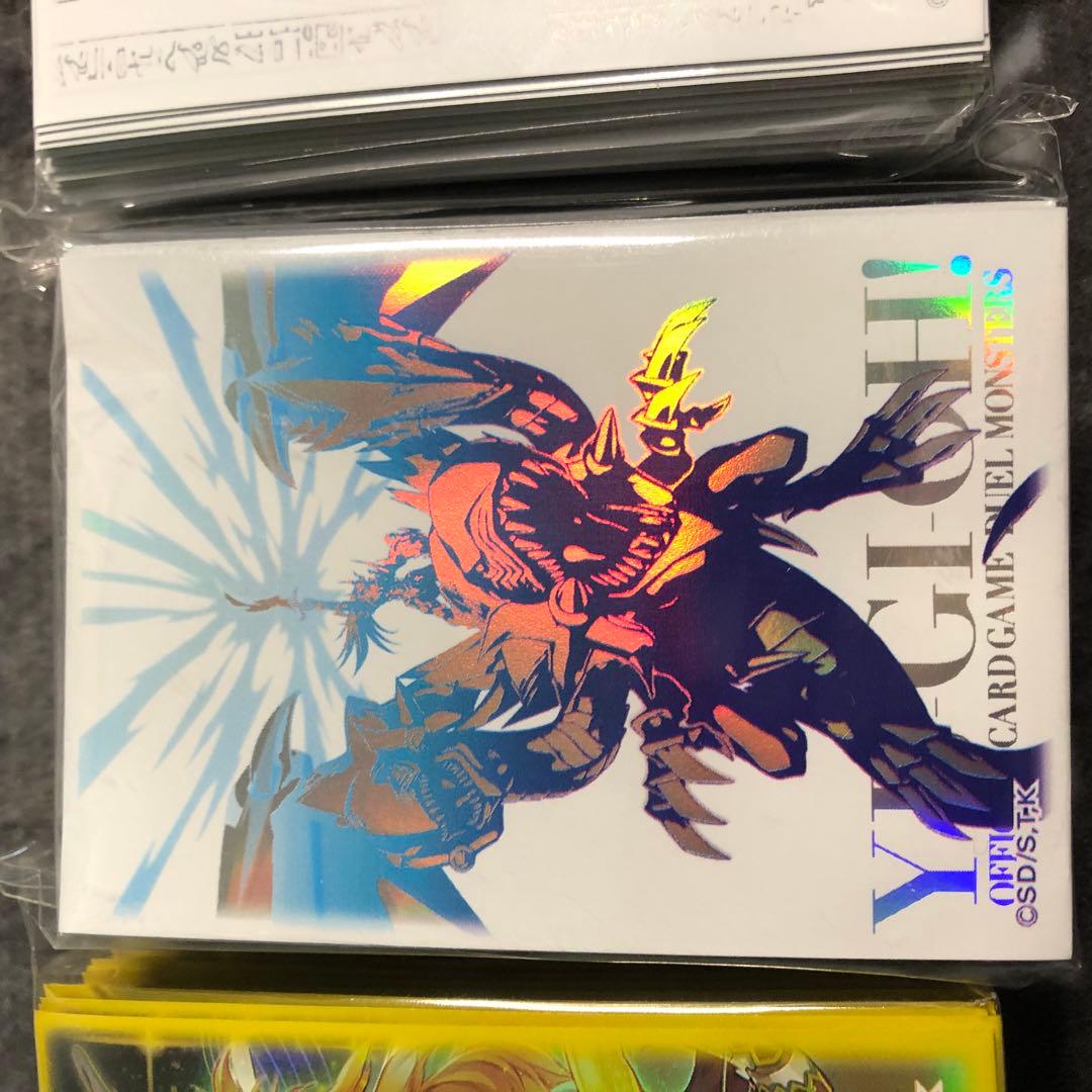 遊戯王　限定　ステンレス　ブラック・マジシャン　限定スリーブ　限定プレイマット