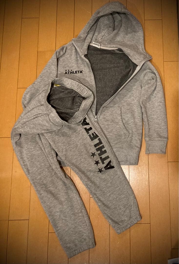 アスレタATHLETA 130子供用　裏起毛セットアップ上下　サッカーフットサル
