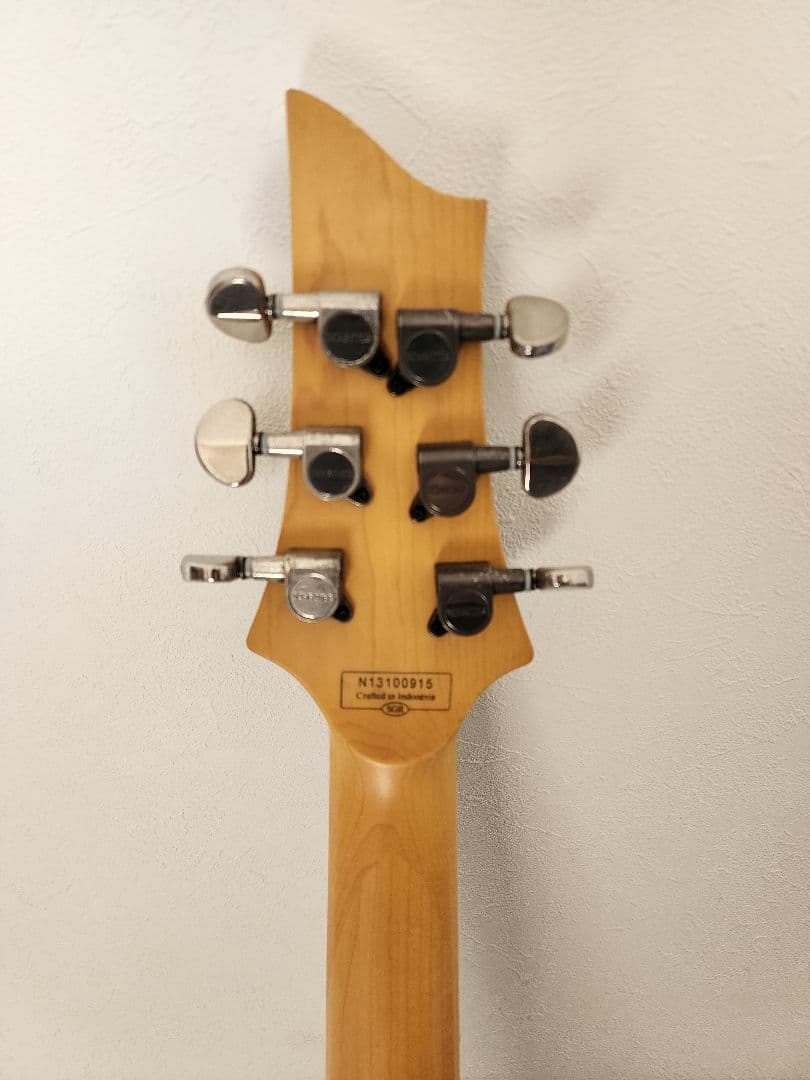 ギター Schecter Omen Extreme 6 FR Floyd Rose