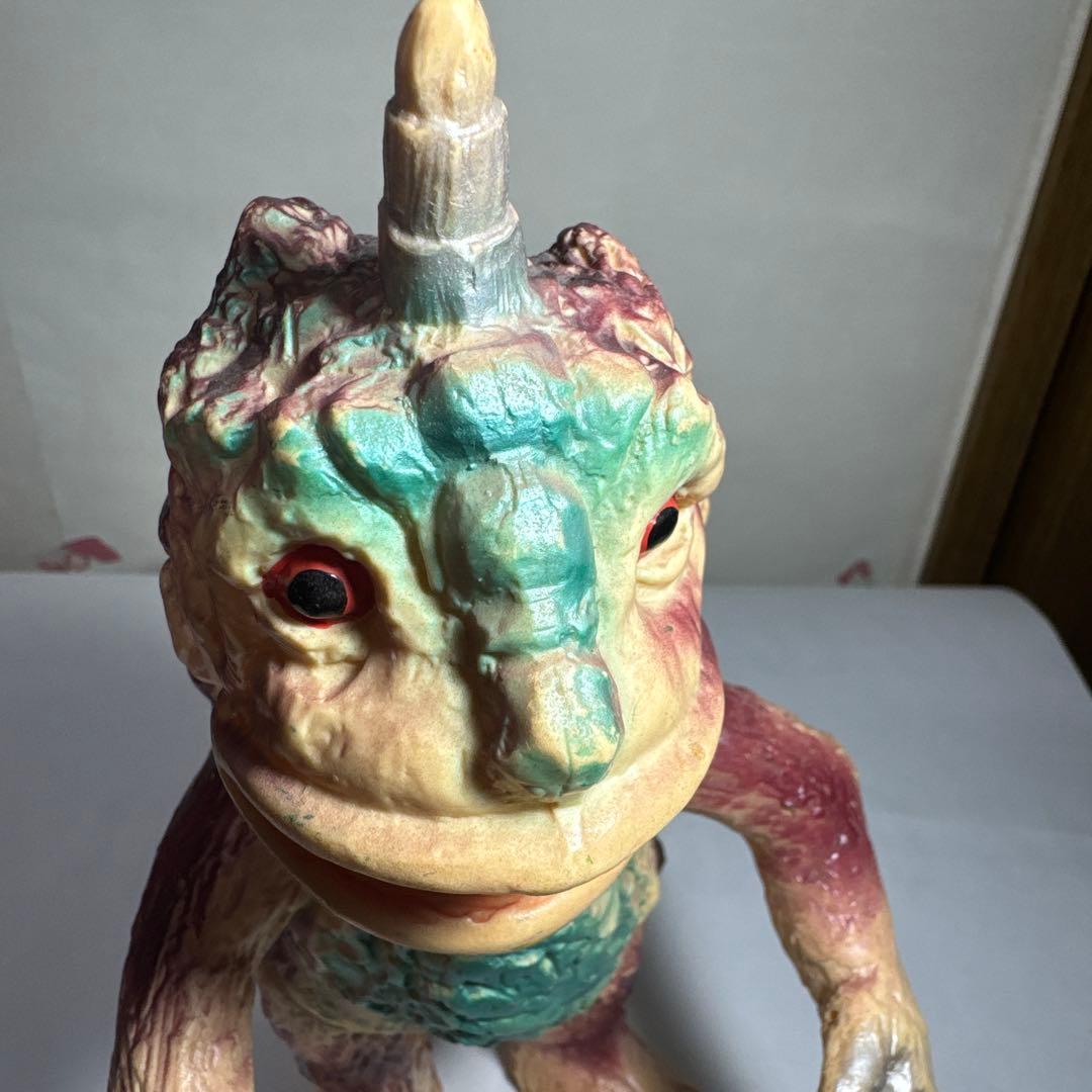 当時物　マルサンオリジナル怪獣ソフビ　アンゴラス
