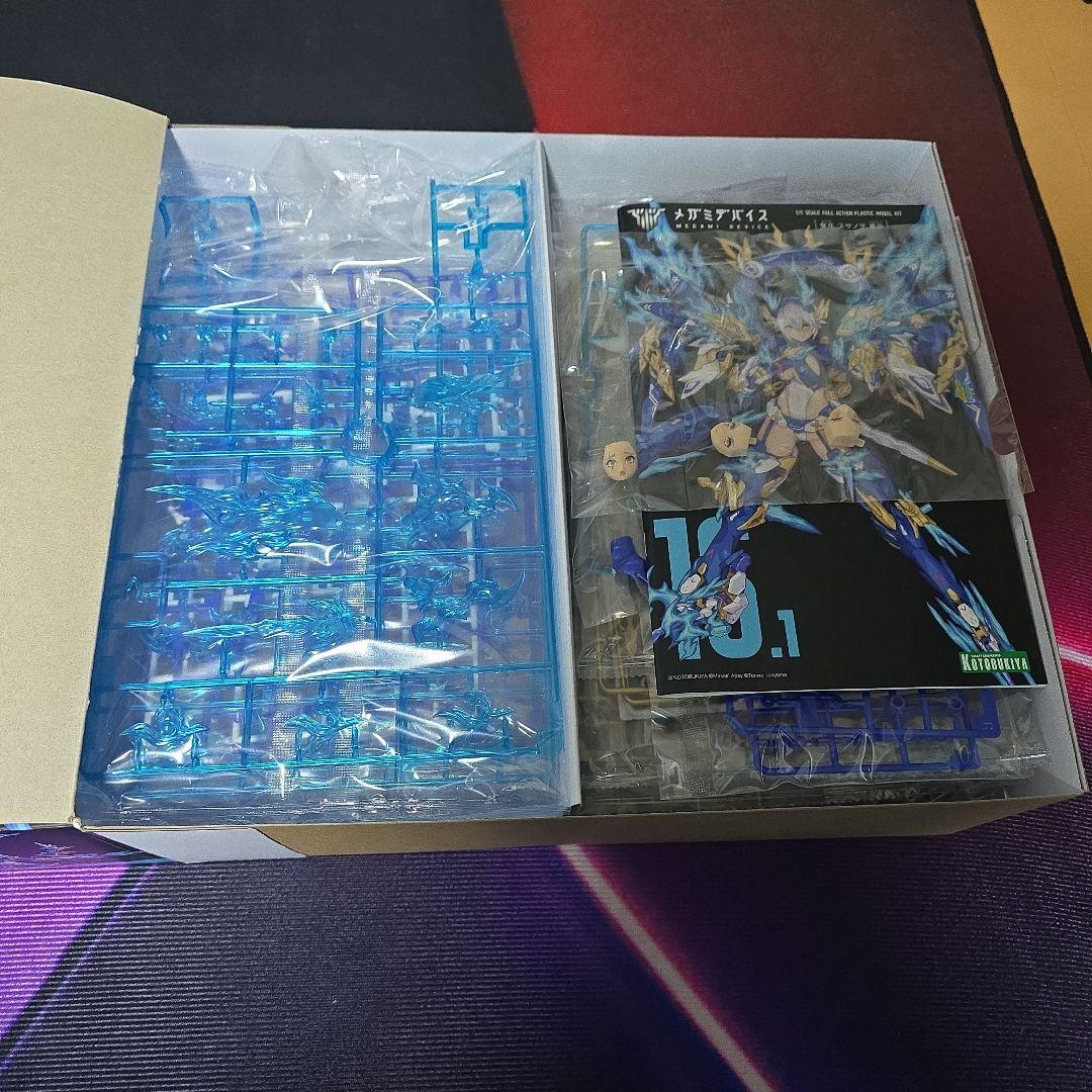 メガミデバイス